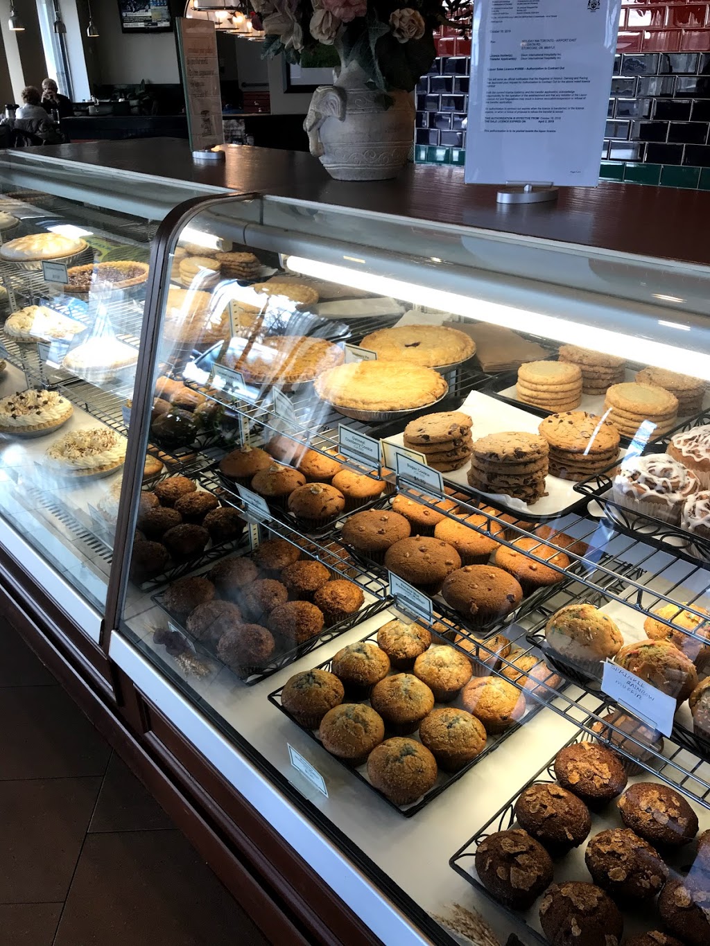 Perkins Family Restaurant | 600 Dixon Rd, Etobicoke, ON M9W 1J1, Canada | Phone: (416) 240-9741