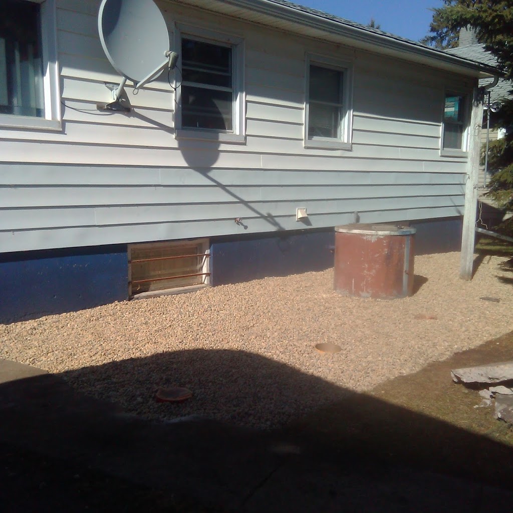 Abram Peters Roofing | 4626 51 Ave, Willingdon, AB T0B 4R0, Canada | Phone: (587) 280-2279