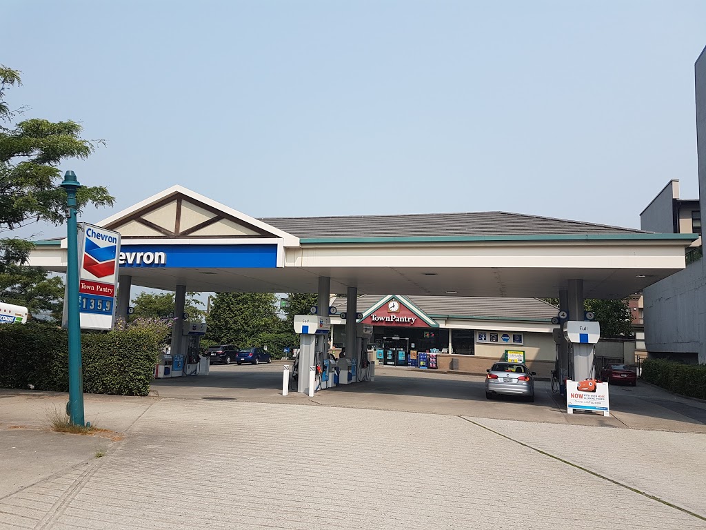 Chevron | 2706 Saint Johns Street, Port Moody, BC V3H 2B7, Canada | Phone: (604) 936-2556