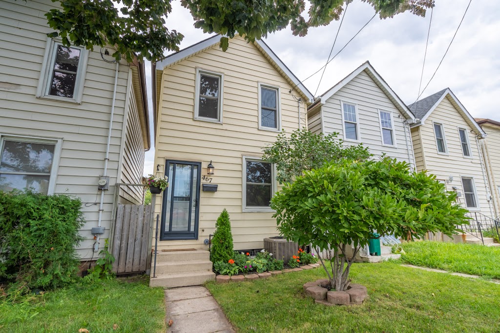 Larry Paletta Team Paletta RE/MAX Escarpment Realty Inc. | 860 Queenston Rd, Stoney Creek, ON L8G 4A8, Canada | Phone: (905) 971-5981