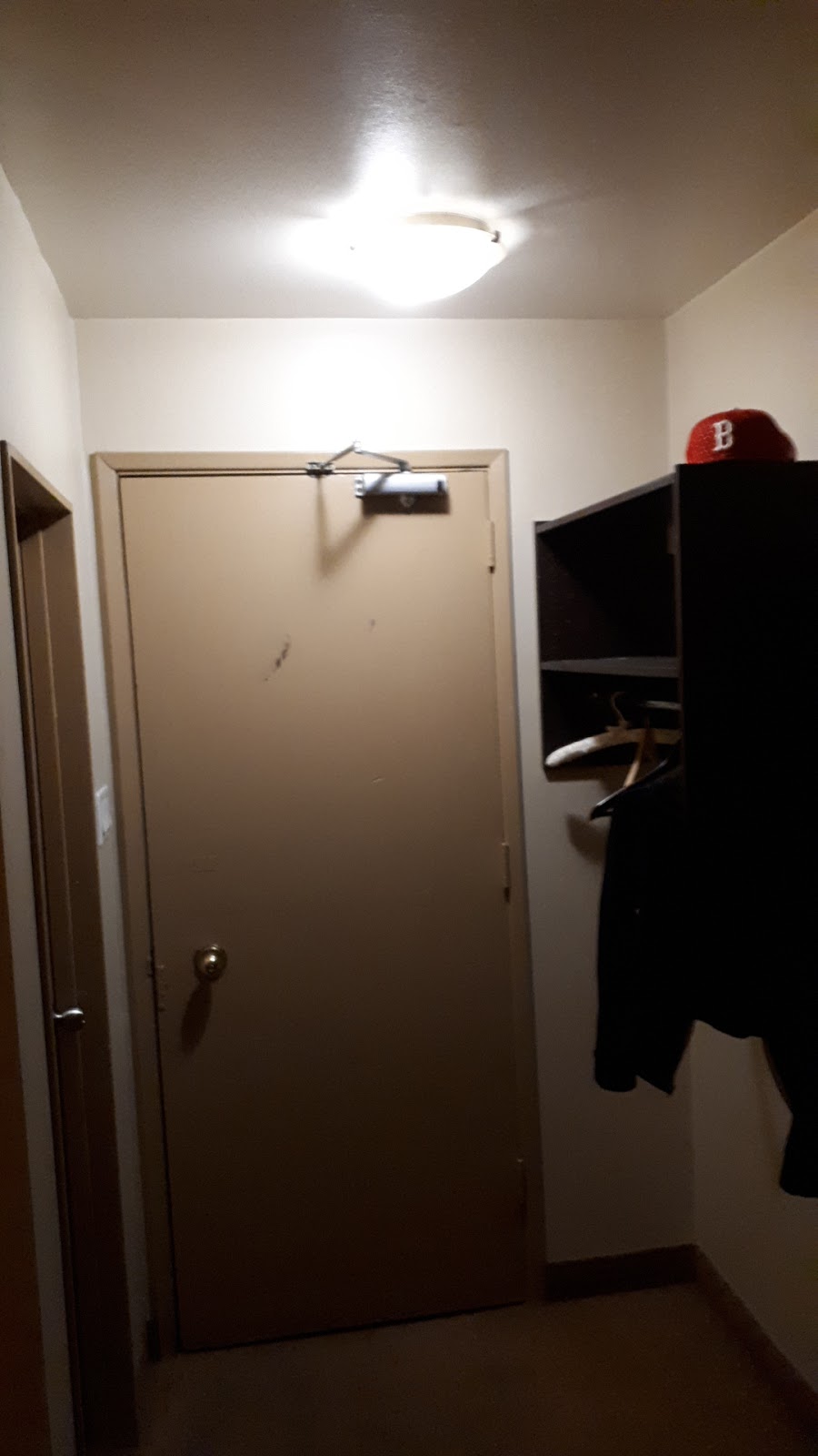 Balmoral Motor Hotel | 621 Balmoral St, Winnipeg, MB R3B 2R4, Canada | Phone: (204) 943-1544