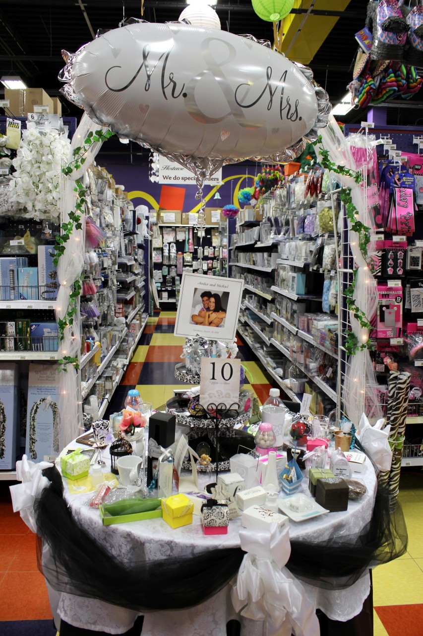 Party Stuff on Regent | 1530 Regent Ave W, Winnipeg, MB R2C 4J5, Canada | Phone: (204) 222-3393