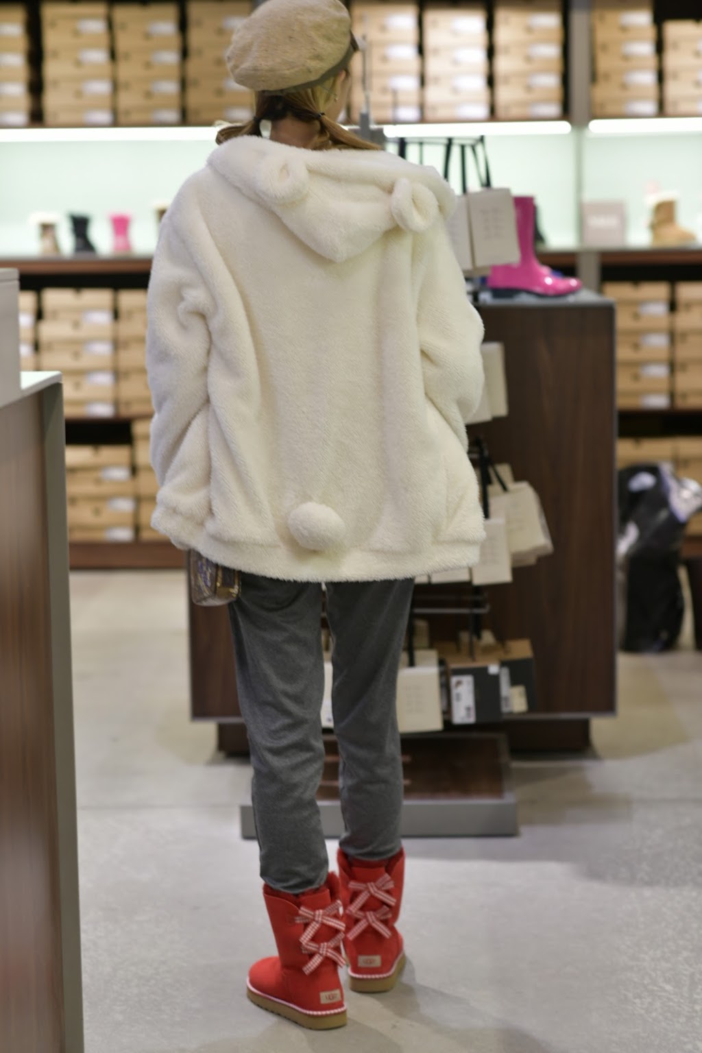 UGG Outlet | 300 Taylor Rd Spc 417, Niagara-on-the-Lake, ON L0S 1J0, Canada | Phone: (289) 271-0077