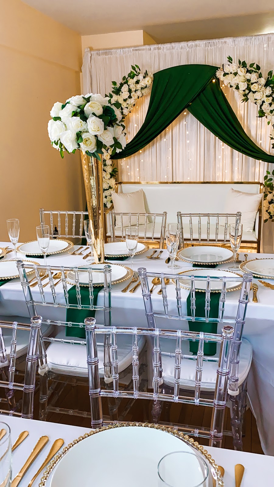 La Diva Events Location & Décoration pour vos évènement | 815 Boul Provencher, Brossard, QC J4W 1Y5, Canada | Phone: (514) 561-0060
