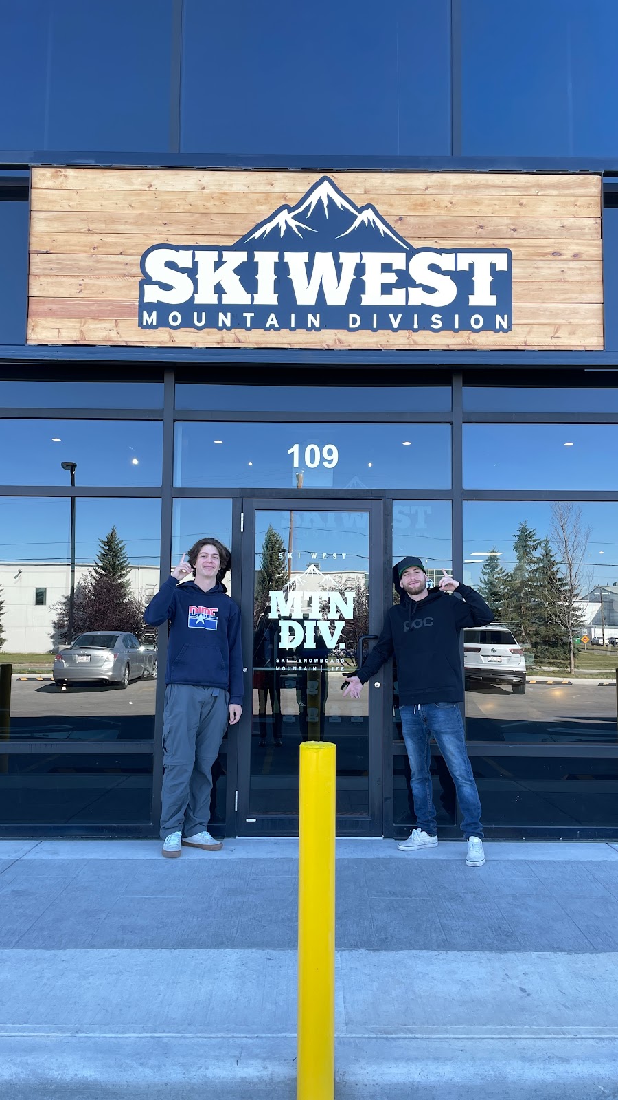 Ski West Mountain Division | 4950 McCall Way NE Unit 109, Calgary, AB T2E 9B5, Canada | Phone: (403) 270-3800