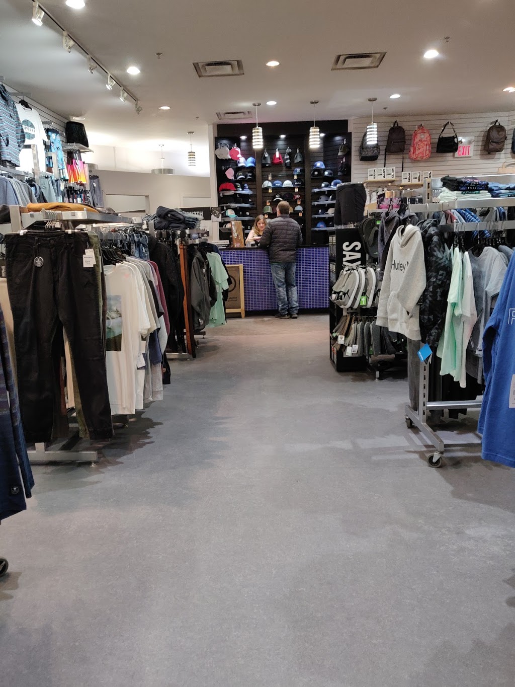 North Shore Outfitters | 2965 Gordon Rd, Regina, SK S4S 6H7, Canada | Phone: (306) 525-5221