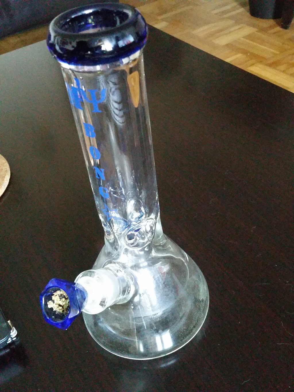 Roncys 420 | 1712 Queen St W, Toronto, ON M6R 1B3, Canada | Phone: (416) 551-3437