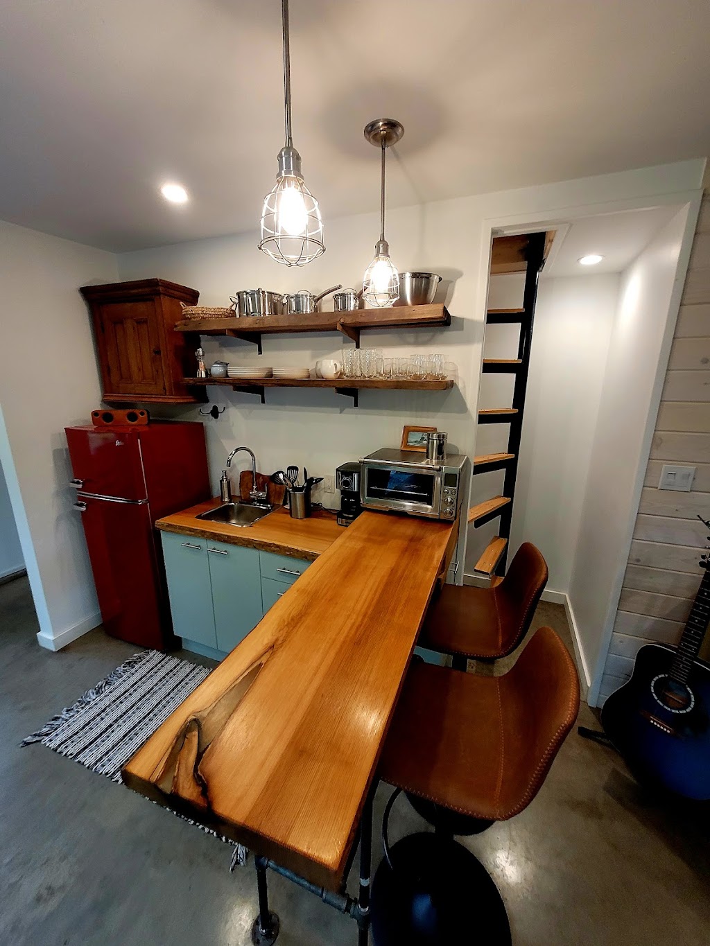 Root Down Interiors | 387 Campbell St, Duncan, BC V9L 3H9, Canada | Phone: (250) 701-6178