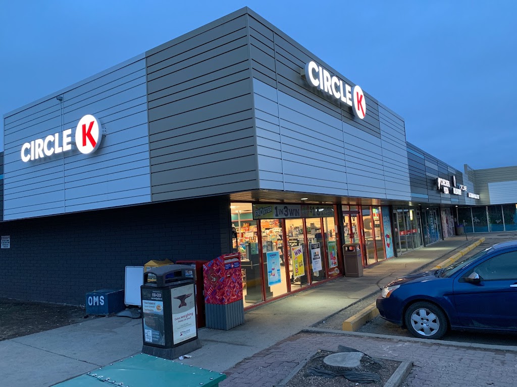 Circle K | 3208 82 St NW, Edmonton, AB T6K 3Y3, Canada | Phone: (780) 463-4098