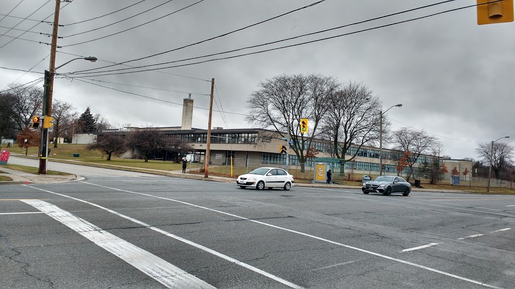 Thistletown Collegiate Institute | 20 Fordwich Crescent, Etobicoke, ON M9W 2T4, Canada | Phone: (416) 394-7710