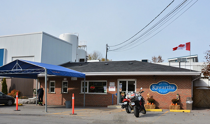 Kawartha Dairy Bobcaygeon | 89 Prince St W, Bobcaygeon, ON K0M 1A0, Canada | Phone: (705) 738-5123