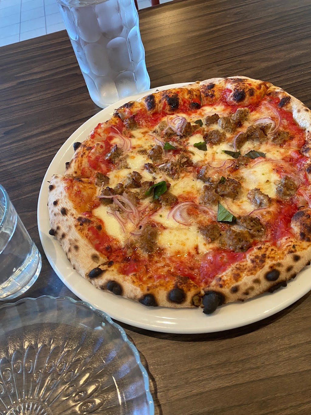 Leparq pizzeria | 622 Thornhill St, Morden, MB R6M 1E8, Canada | Phone: (204) 822-4775