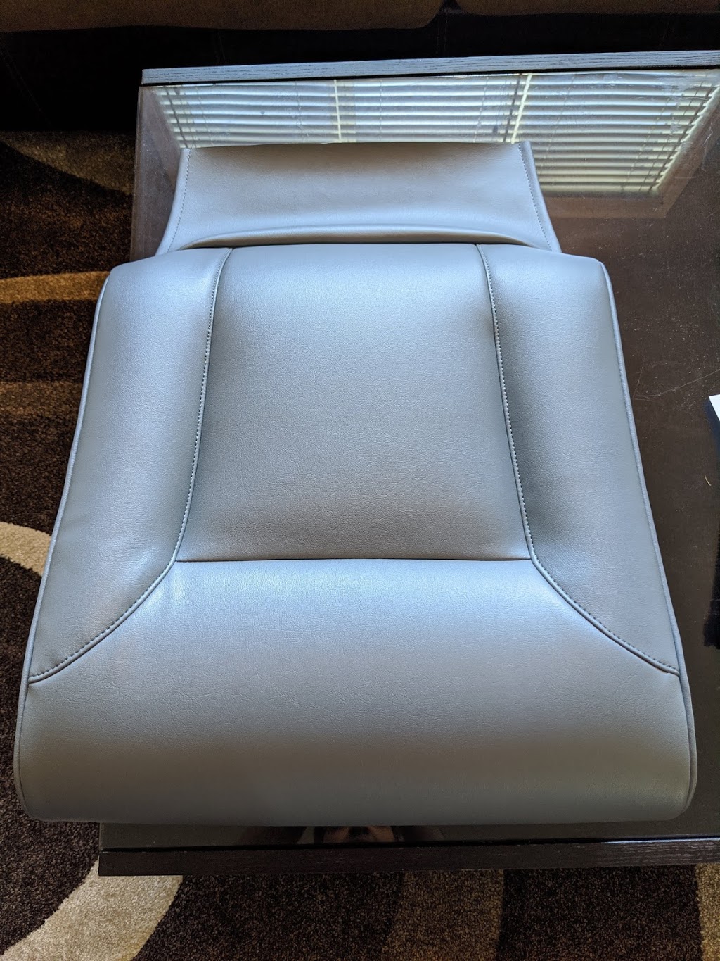 Simmering Upholstery | 1902 10 Ave SW, Calgary, AB T3C 0J8, Canada | Phone: (403) 244-4656