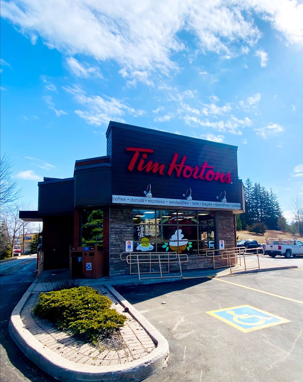 Tim Hortons | 226 Essa Rd, Barrie, ON L4N 9C5, Canada | Phone: (705) 730-0521