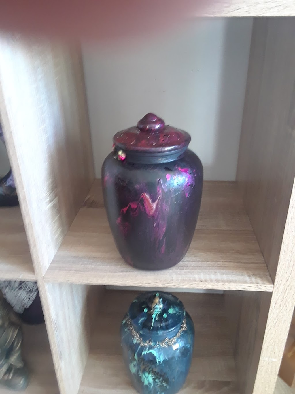 uniquely your Urns | 3711 Whitelaw Ln NW #413, Edmonton, AB T6W 2C3, Canada | Phone: (780) 249-8802