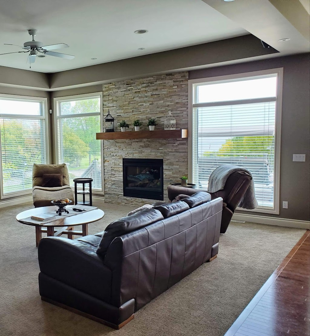 Advance Painting and Decorating | 894 Northumberland Rd, West Saint Paul, MB R4A 3A9, Canada | Phone: (204) 801-5673