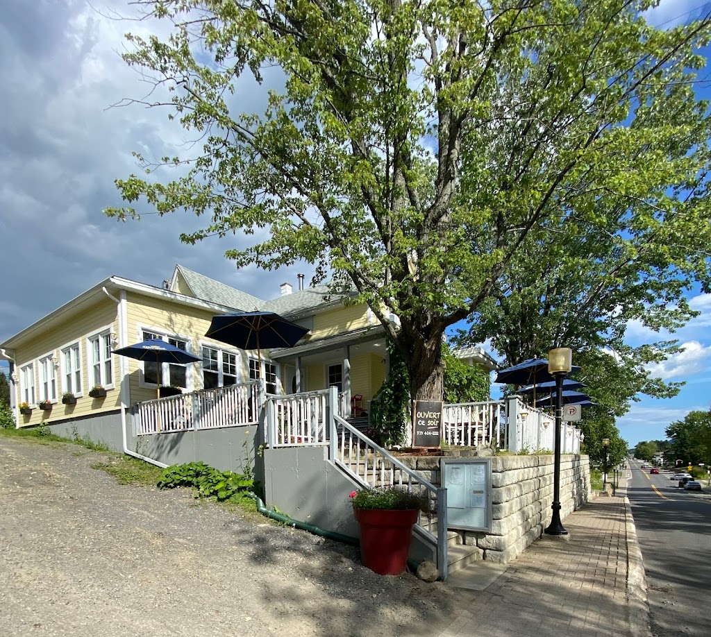 Le Bouc Émissaire | 515 Rue Principale, Saint-Donat-de-Montcalm, QC J0T 2C0, Canada | Phone: (819) 424-2222