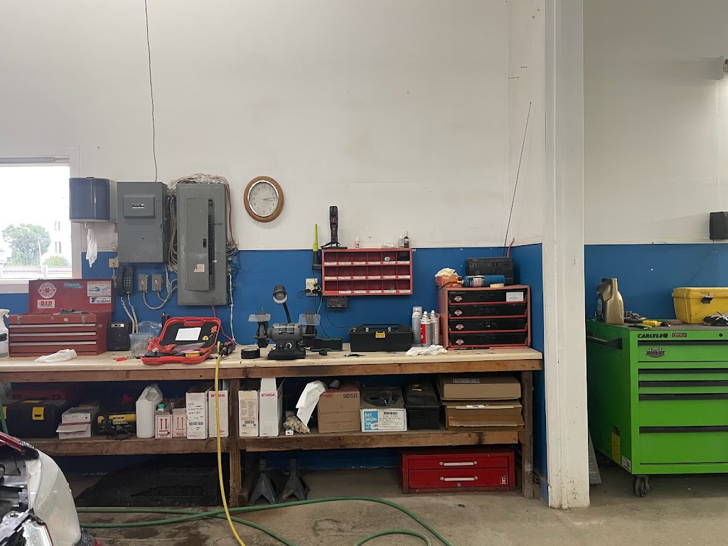 Pare-Brise JM | 168 QC-132, Trois-Pistoles, QC G0L 4K0, Canada | Phone: (418) 857-2231
