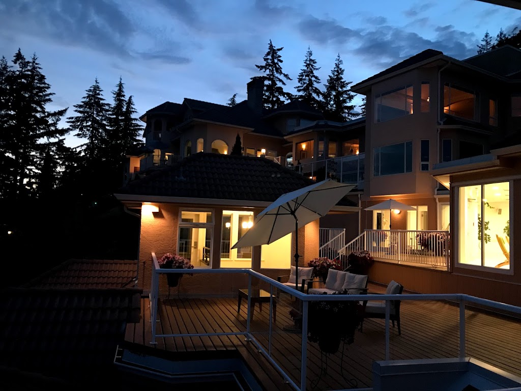 Villa Eyrie Resort | 600 Ebedora Ln, Malahat, BC V0R 2L0, Canada | Phone: (250) 856-0188