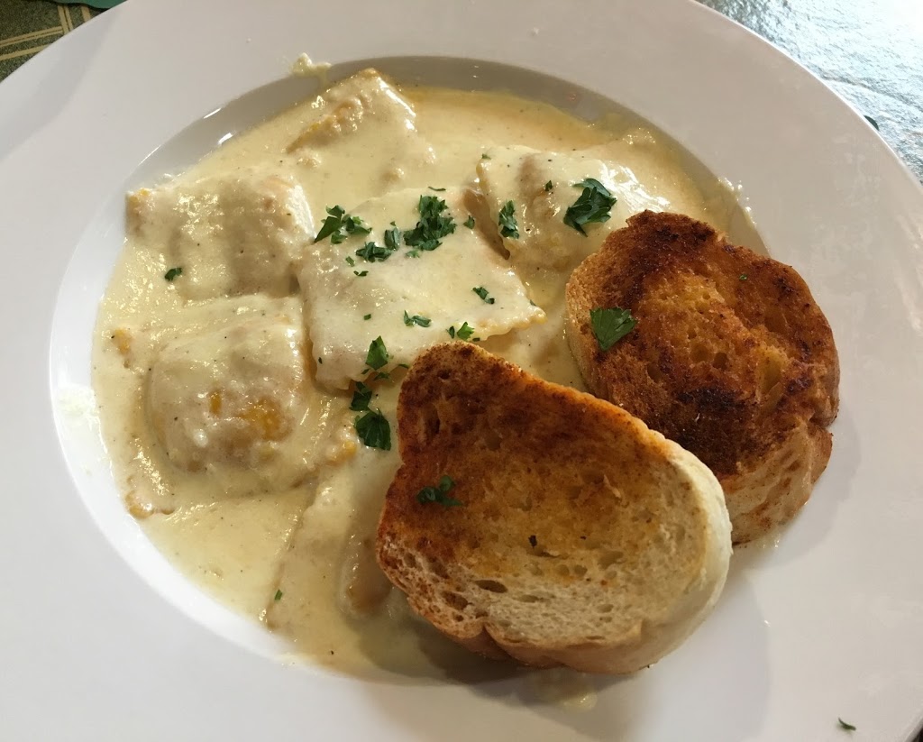 J Ps Pub Restaurant & Banquet | 1986 Lakeview Rd, Lake View, NY 14085, USA | Phone: (716) 627-3499