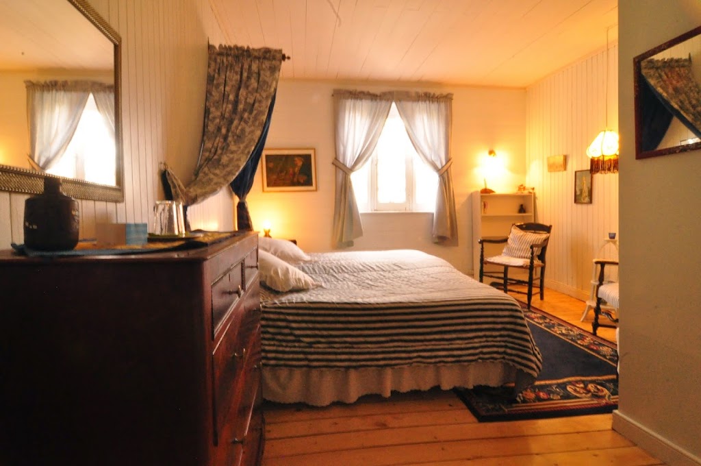 Auberge la Châtelaine | 830 Chem. des Falaises, La Malbaie, QC G5A 2V7, Canada | Phone: (418) 665-4064