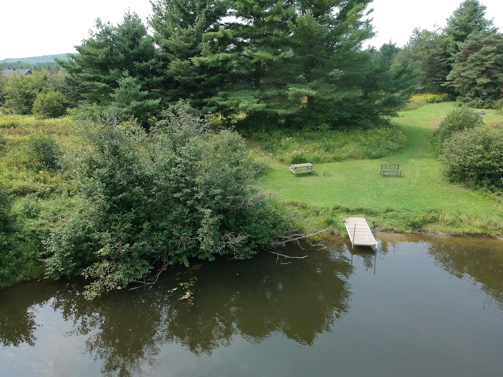 Domaine missiskamp | 384 Rte de Mansonville, Mansonville, QC J0E 1X0, Canada | Phone: (819) 674-6978