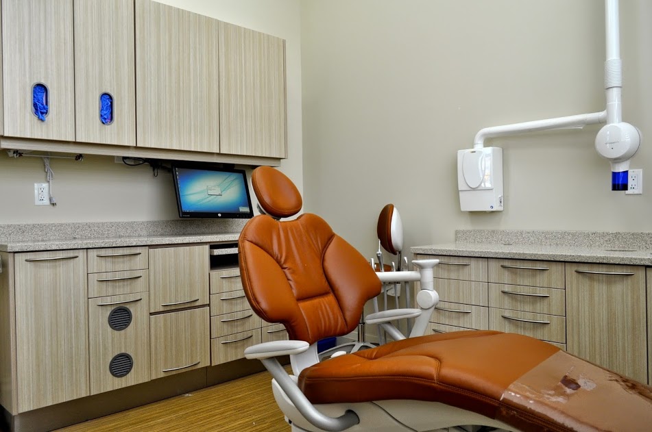 conlin dentistry | 53 Conlin Rd E, Oshawa, ON L1H 7K4, Canada | Phone: (905) 576-8222