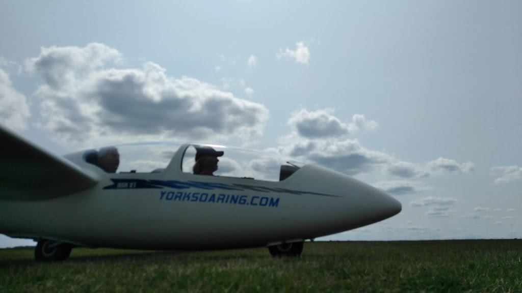 York Soaring Association | 7296 5th Line, Belwood, ON N0B 1J0, Canada | Phone: (519) 848-3621