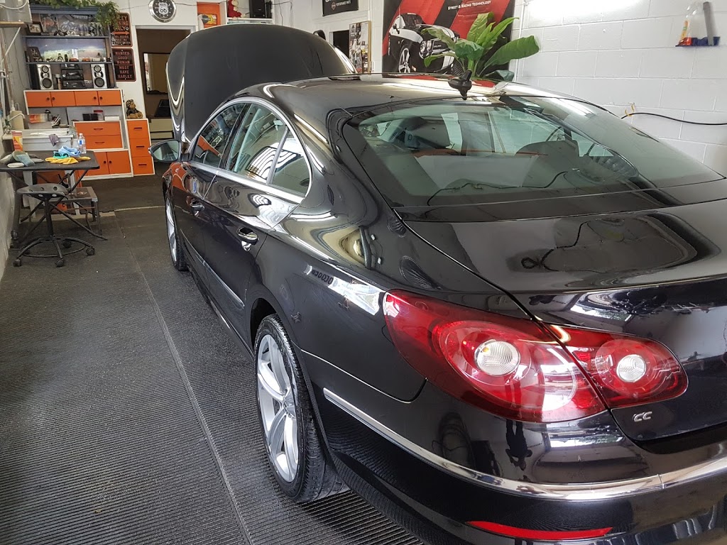 Dennys Fine Auto Detailing | 1064 Hamilton Regional Rd 8, Stoney Creek, ON L8E 5H8, Canada | Phone: (905) 921-4525