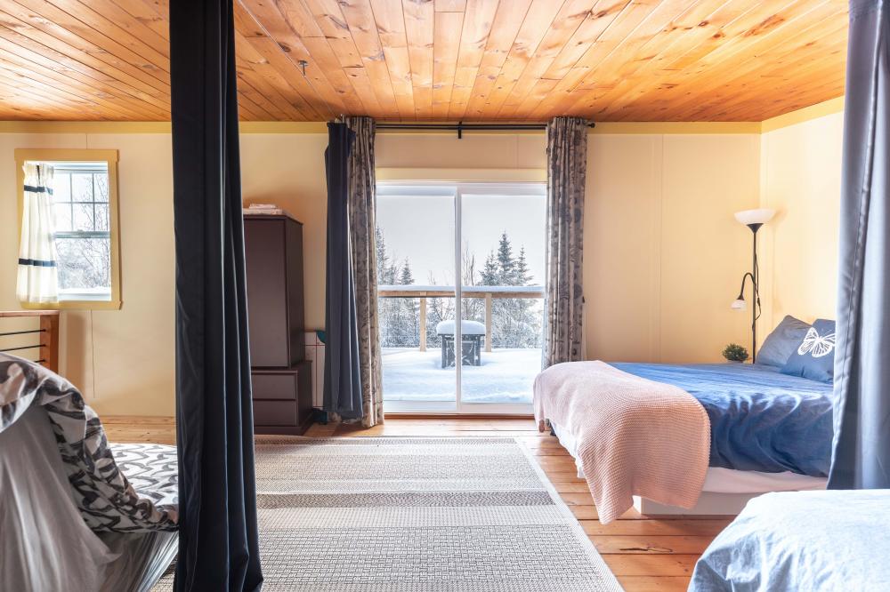 LAO | 123 Chem. de lOurs, Notre-Dame-des-Bois, QC J0B 2E0, Canada | Phone: (819) 582-2346