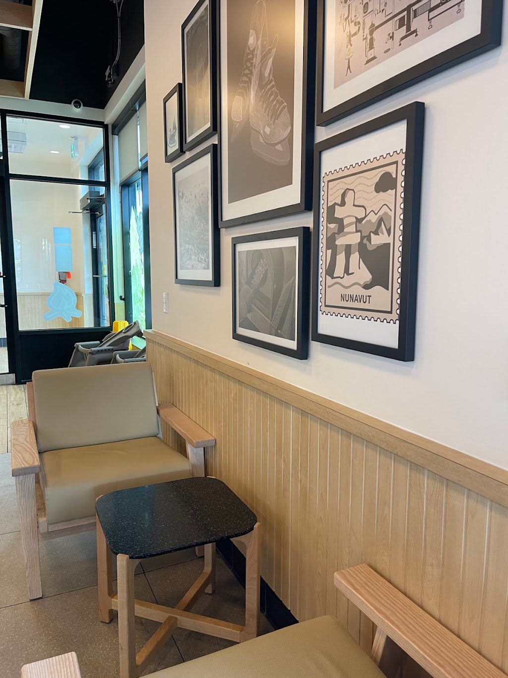 Tim Hortons | 2 Heritage Dr, Bowden, AB T0M 0K0, Canada | Phone: (403) 657-8001