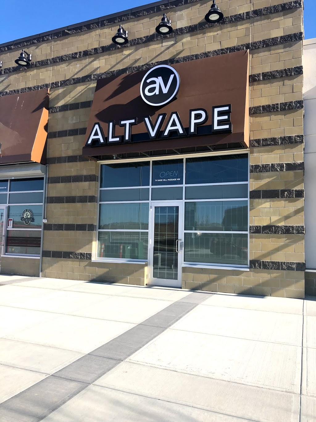 Alt Vape | 74 Sage Hill Passage Northwest, Calgary, AB T3R 0S4, Canada | Phone: (403) 274-8273