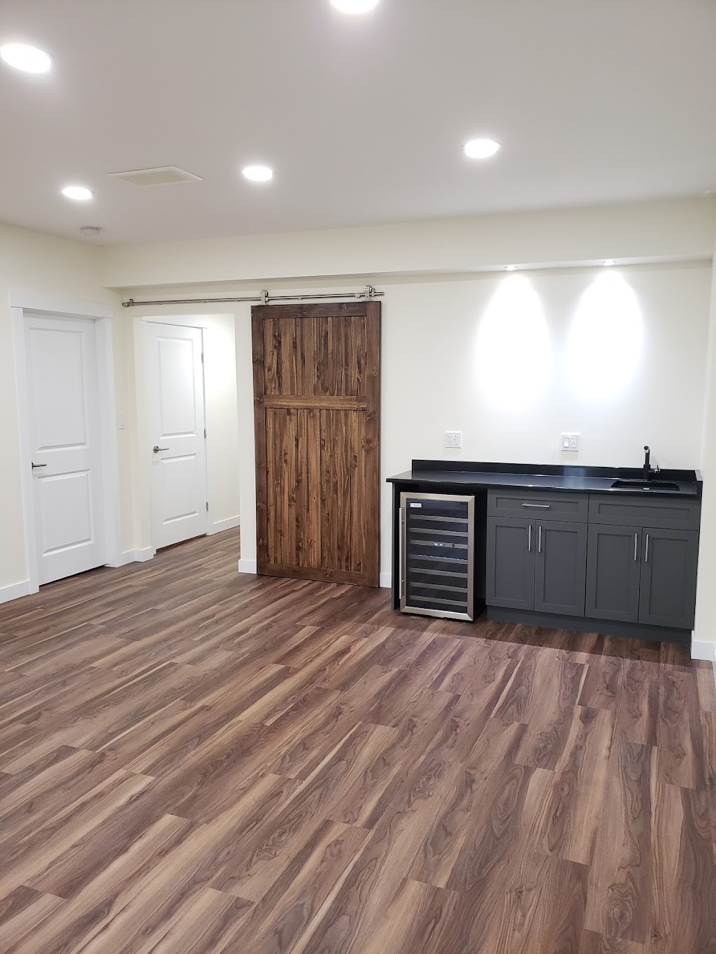 Square Win Basements | 122 Springwood Way, Spruce Grove, AB T7X 0S7, Canada | Phone: (587) 988-8780
