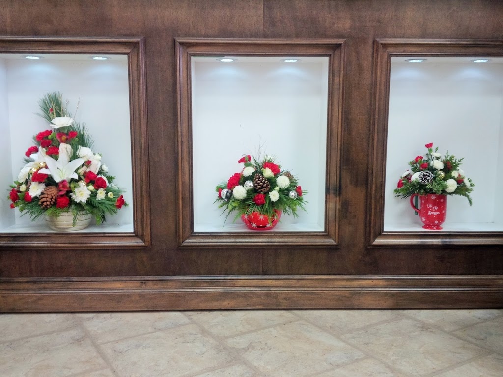 Uniquely Your Decor & Flowers | 1960 Dundas St W #5, Mississauga, ON L5K 2R9, Canada | Phone: (905) 916-6437