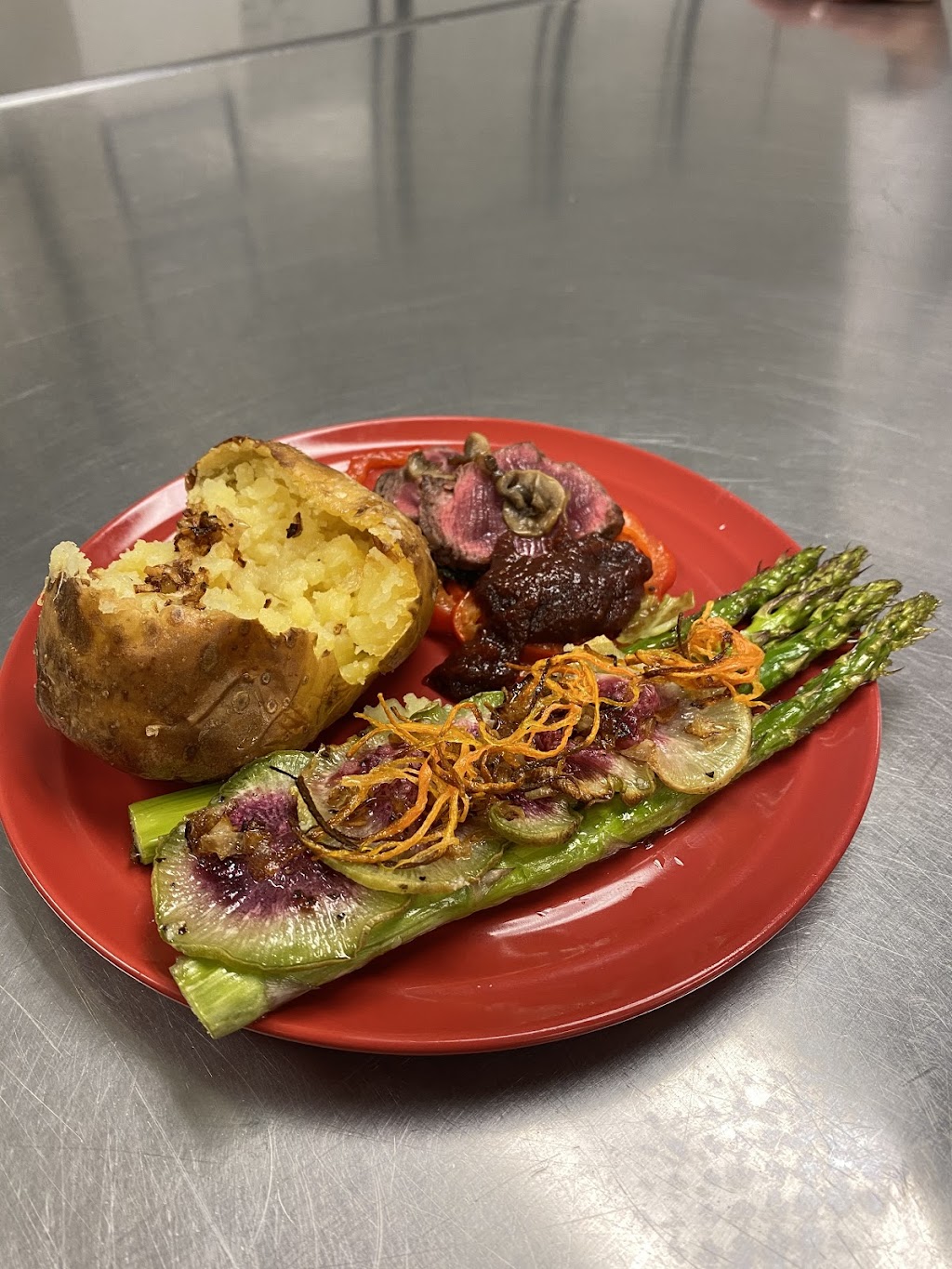 Catering by Chris | 286 Oakland Rd, Scotland, ON N0E 1R0, Canada | Phone: (519) 732-9041