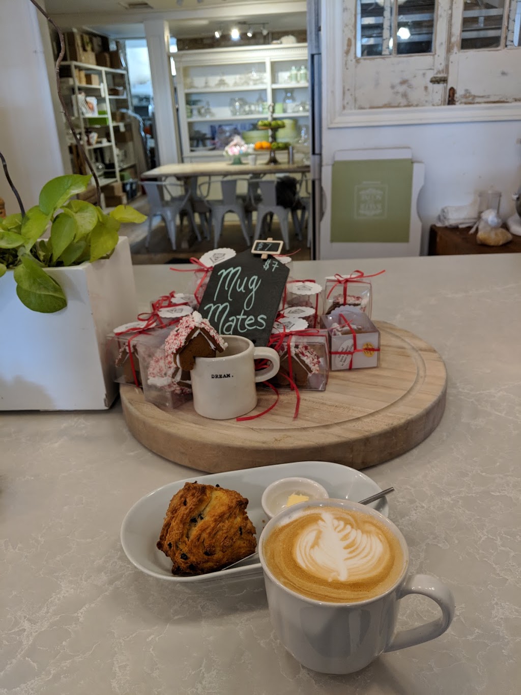 Baker and Scone | 693 St Clair Ave W, Toronto, ON M6C 1B2, Canada | Phone: (416) 657-2663