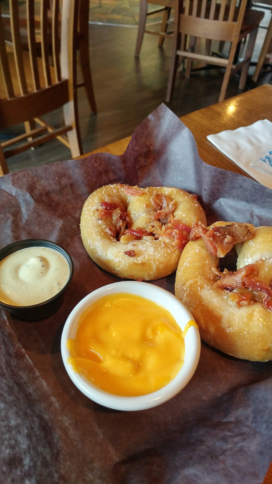 Brewsters | 1832 East Victoria Avenue, Regina, SK S4N 7K3, Canada | Phone: (306) 761-1500