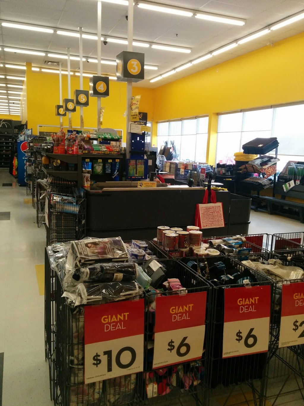 Giant Tiger | 547 Grand Rd, Campbellford, ON K0L 1L0, Canada | Phone: (705) 632-1377