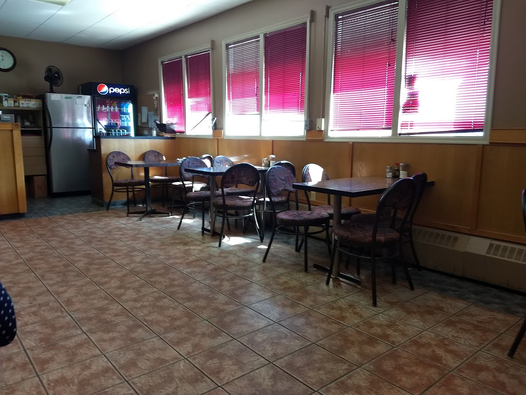 Wabamun Hotel | 5107 52 St, Wabamun, AB T0E 2K0, Canada | Phone: (780) 892-2224