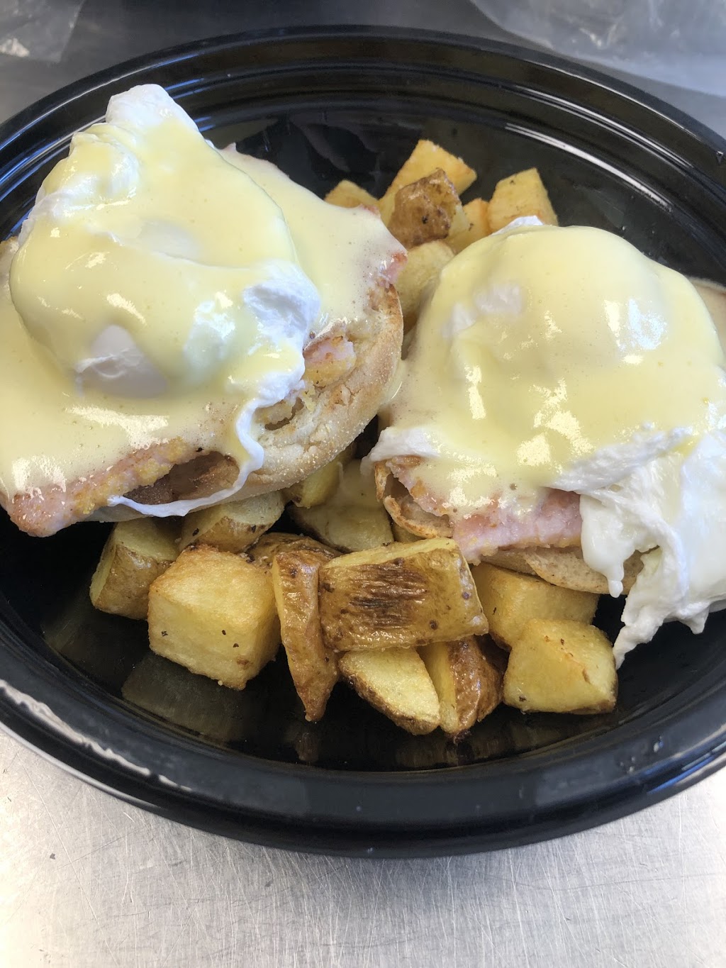 Freelands Diner | 817 Downie St, Stratford, ON N5A 1Y8, Canada | Phone: (519) 508-7900