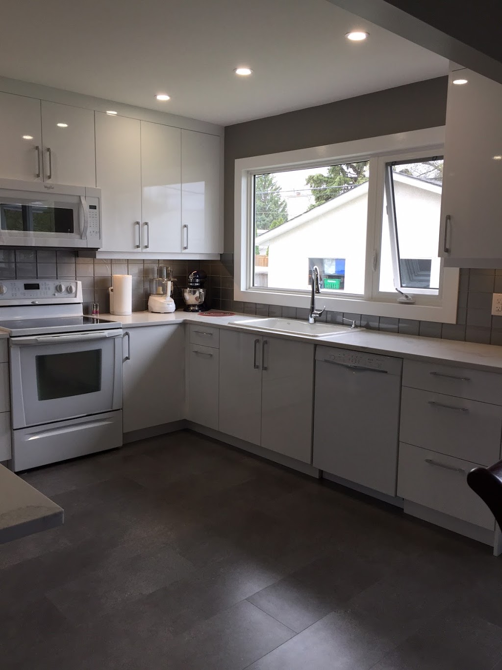 Accord Cabinets Ltd | 1680 St James St, Winnipeg, MB R3H 0L3, Canada | Phone: (204) 772-7272