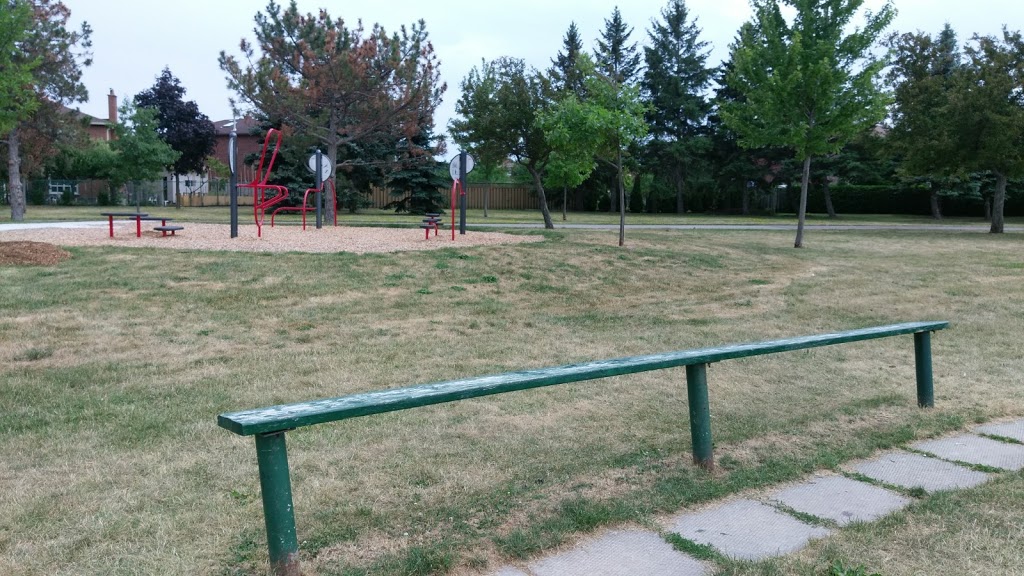 Allisons Park | Mississauga, ON L4W, Canada