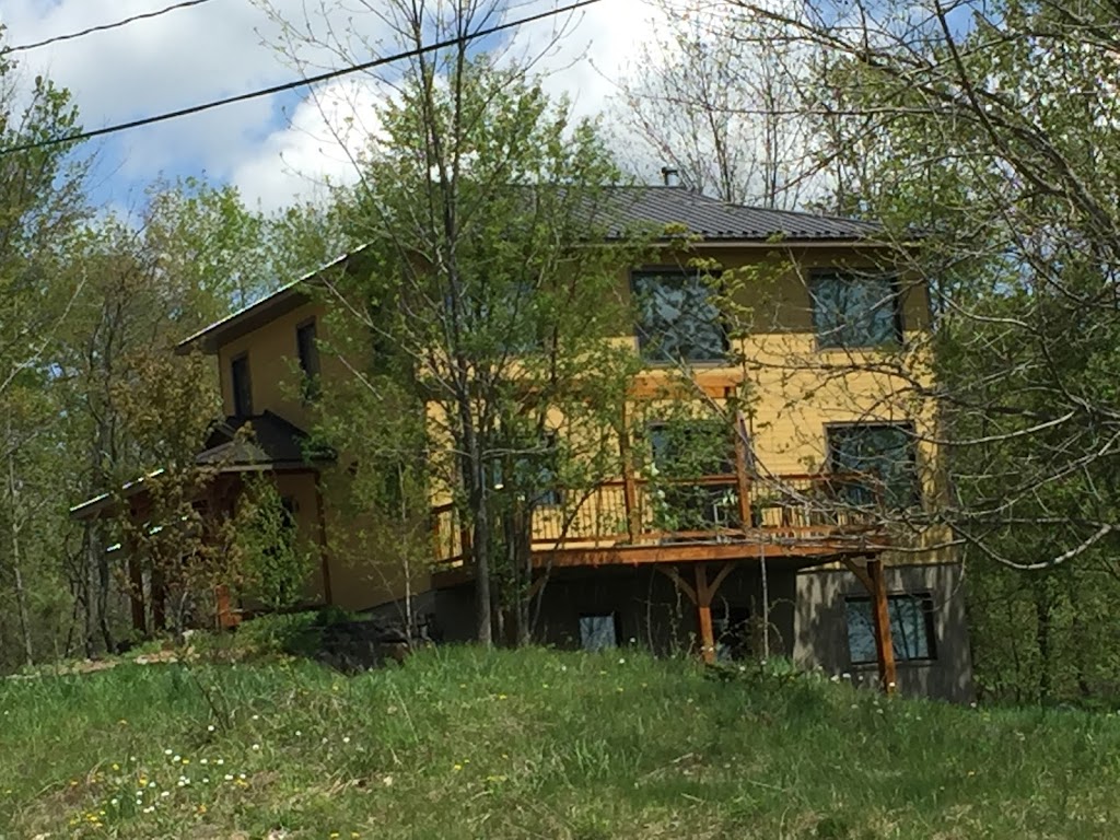 Plateau Massawippi | Rue des Méandres, Memphrémagog, QC J0B 2C0, Canada | Phone: (819) 446-5858