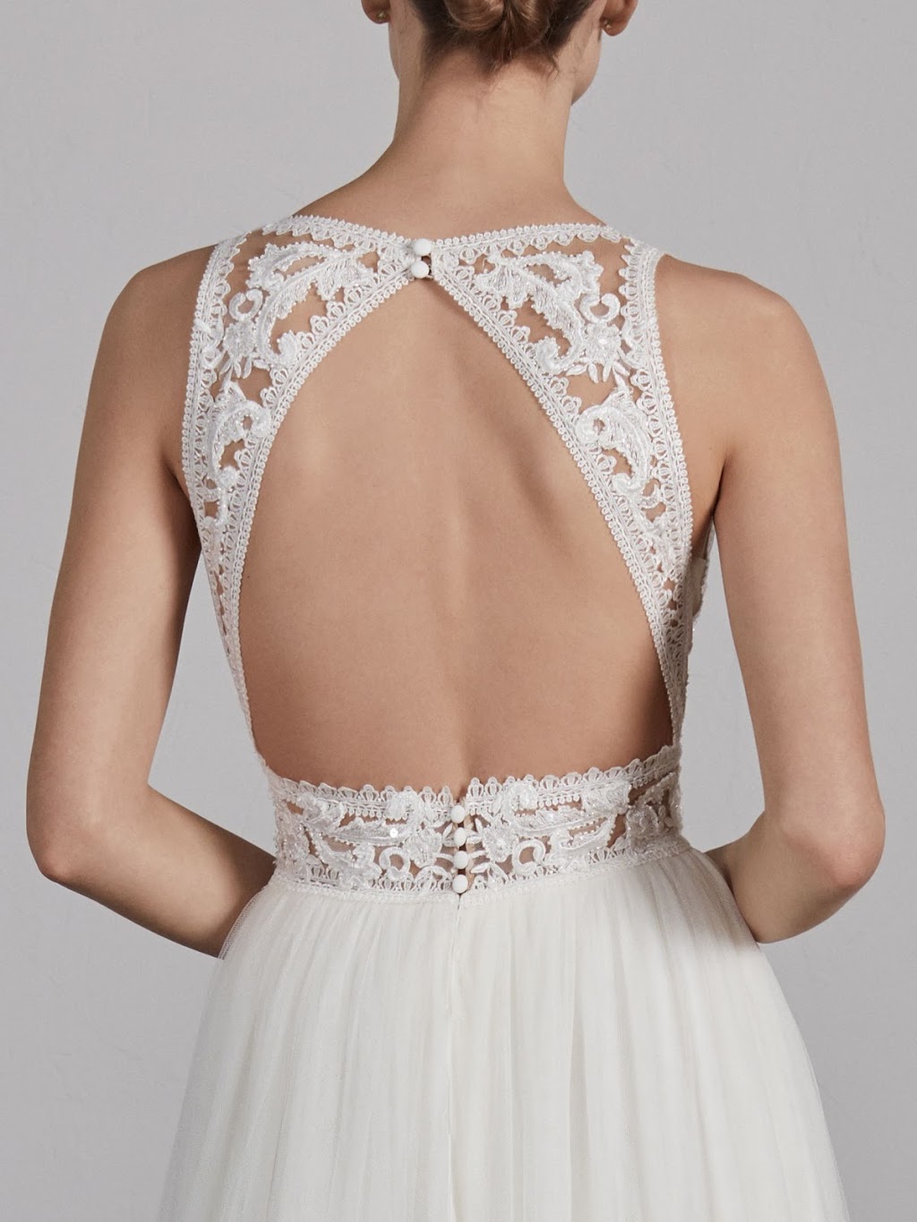 Bravo Bridals | 801 Sheppard Ave W, Toronto, ON M3H 0A8, Canada | Phone: (647) 872-7827