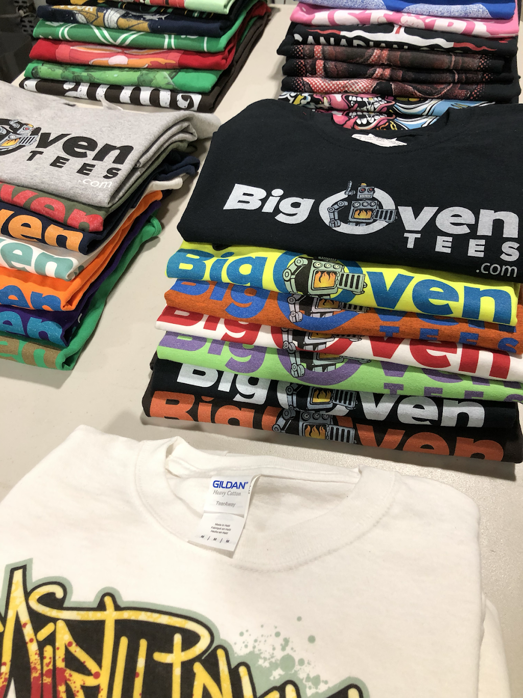 Big Oven Tees (Canada) | 122 Middleton St, Brantford, ON N3S 7V7, Canada | Phone: (519) 753-8081