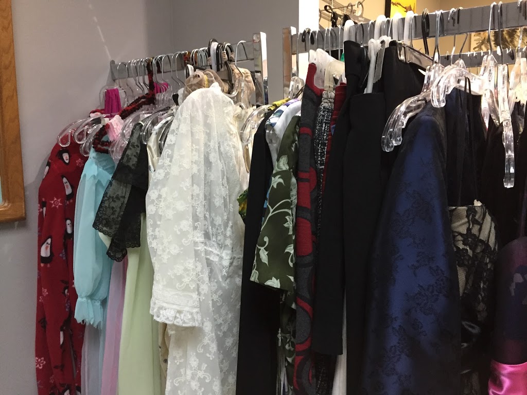 The Silhouette Company | 515 Jolys Ave E, St-Pierre-Jolys, MB R0A 1V0, Canada | Phone: (204) 712-7058