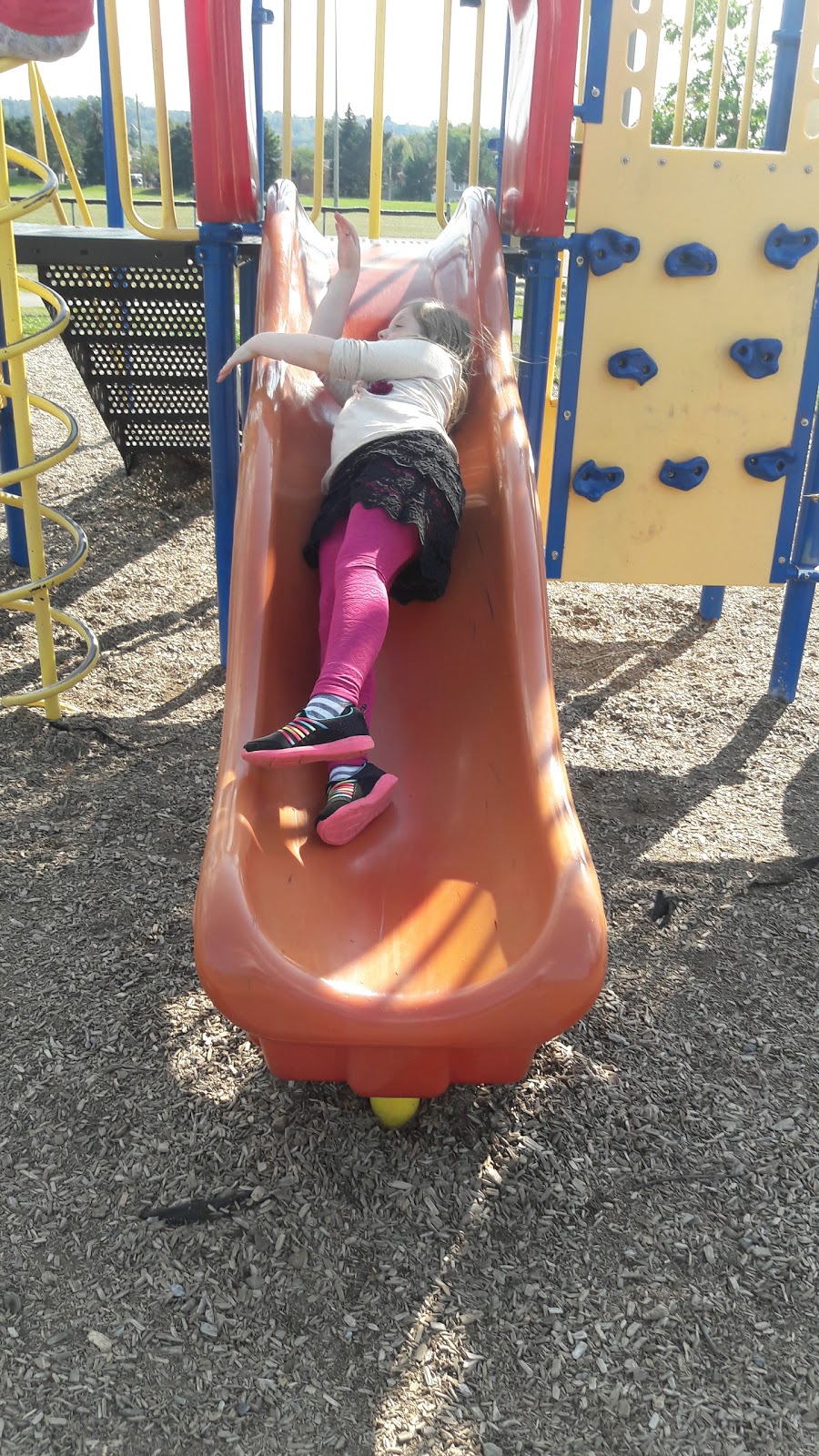 Eastdale Park | 260 Celtic Dr, Hamilton, ON L8E 2T9, Canada | Phone: (905) 546-2489