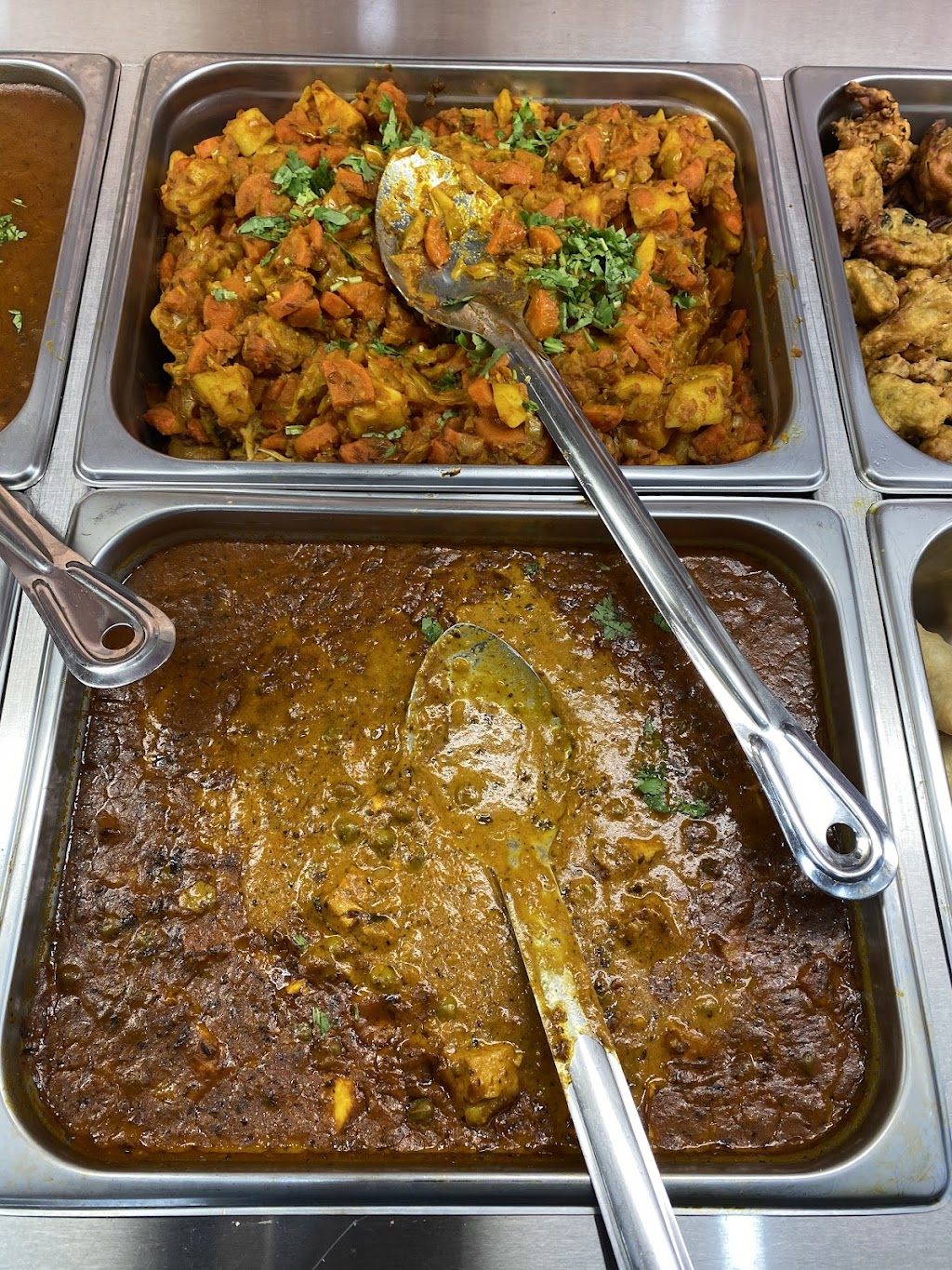 Taj Mahal Kitchen & Bar London, Ontario | 1682 Dundas St, London, ON N5W 3C7, Canada | Phone: (519) 204-0324