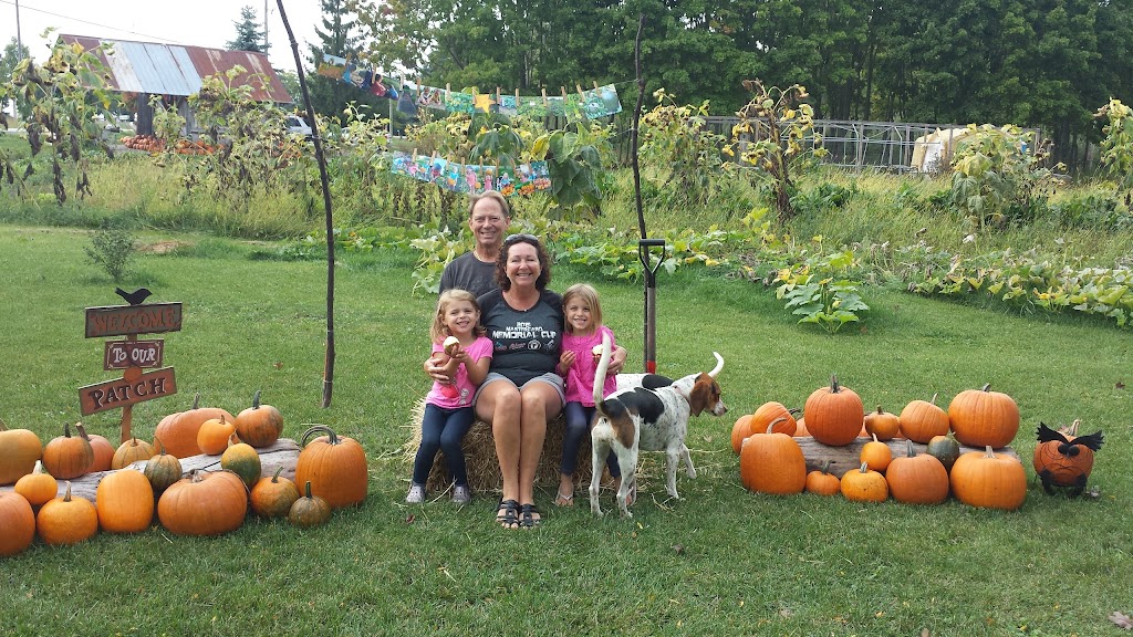 "R" FARM | 3388 Concession Rd 3, Newcastle, ON L1B 1L9, Canada | Phone: (905) 987-5090