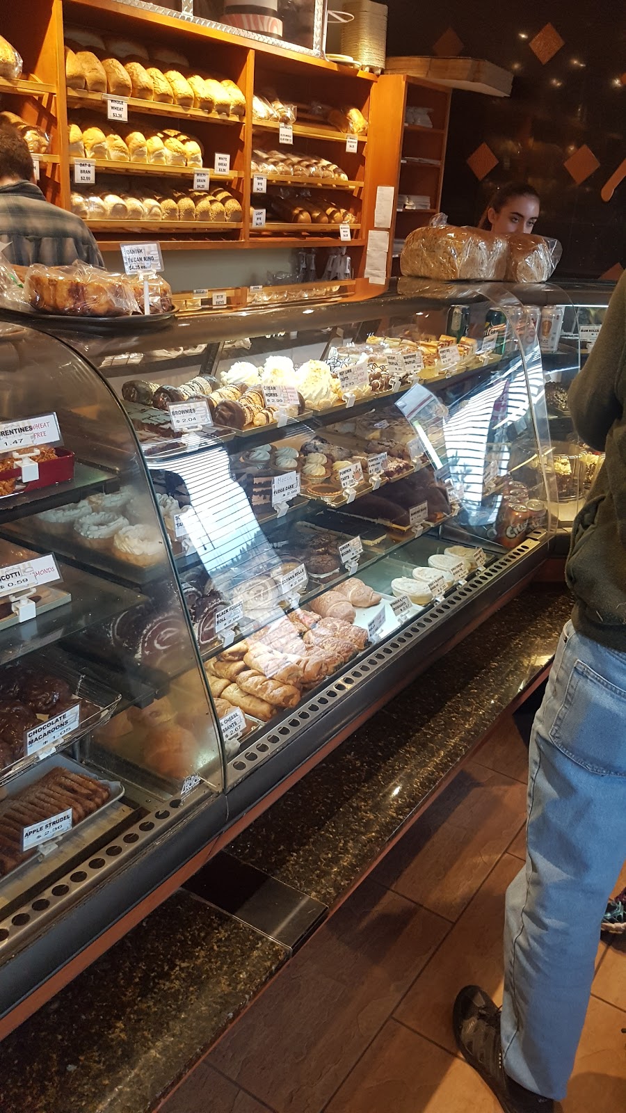 Tripke Bakery Too | 538 Yates Rd, Kelowna, BC V1V 2V1, Canada | Phone: (250) 763-7978